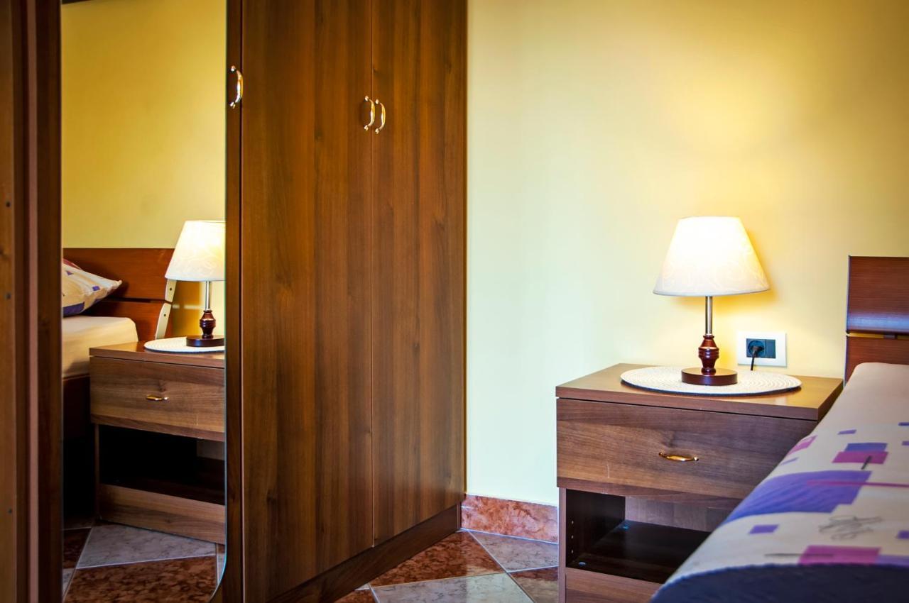 Ferienwohnung Casa Leona Rovinj Exterior foto