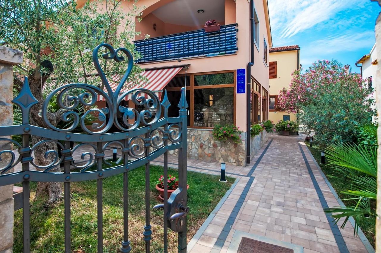 Ferienwohnung Casa Leona Rovinj Exterior foto