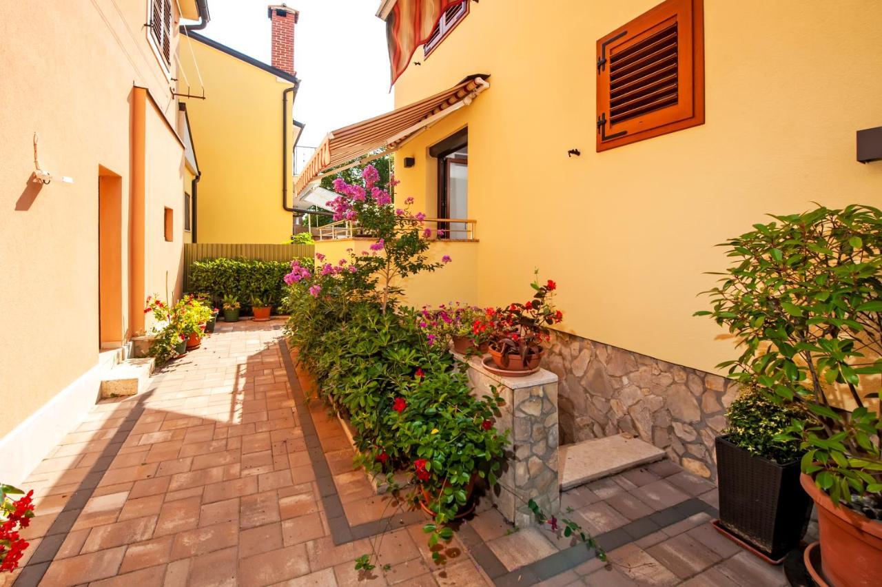 Ferienwohnung Casa Leona Rovinj Exterior foto