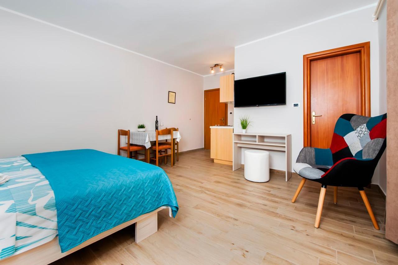 Ferienwohnung Casa Leona Rovinj Exterior foto