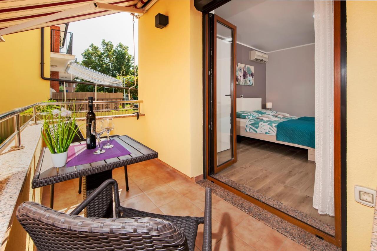 Ferienwohnung Casa Leona Rovinj Exterior foto