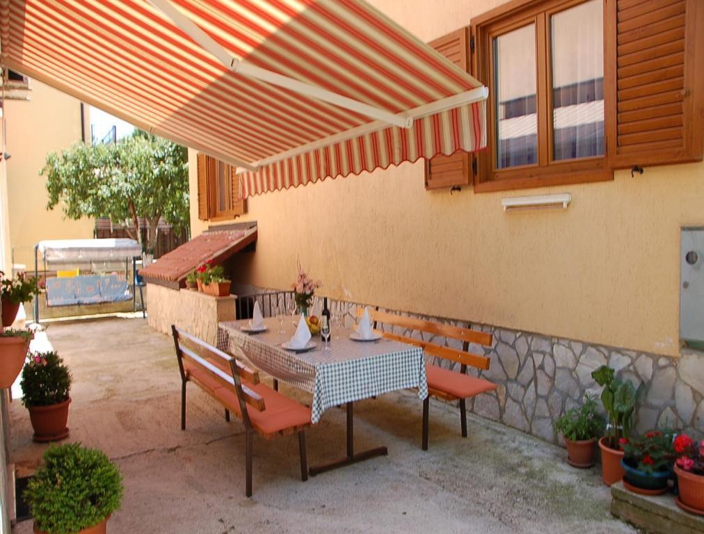 Ferienwohnung Casa Leona Rovinj Exterior foto