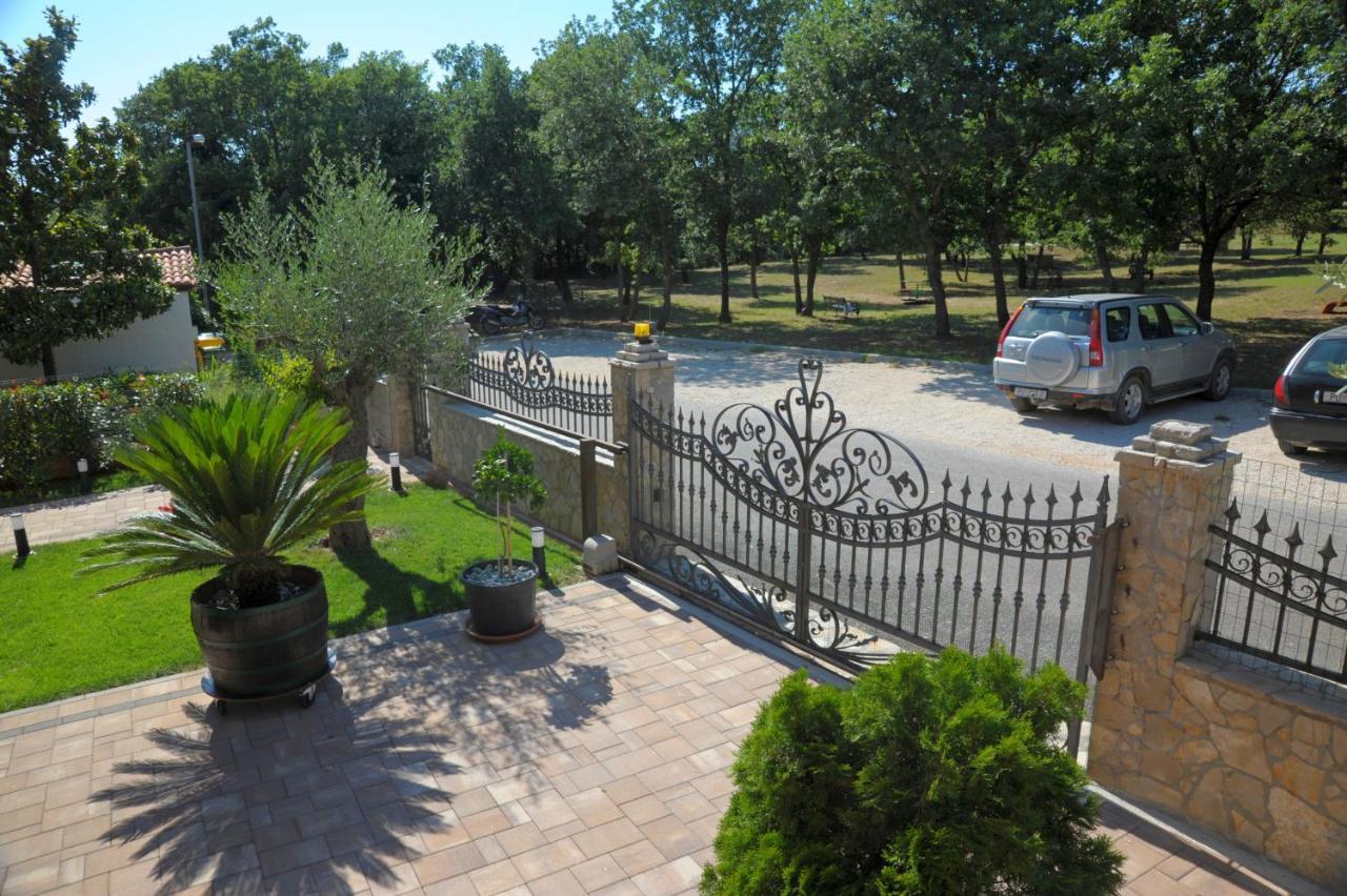 Ferienwohnung Casa Leona Rovinj Exterior foto