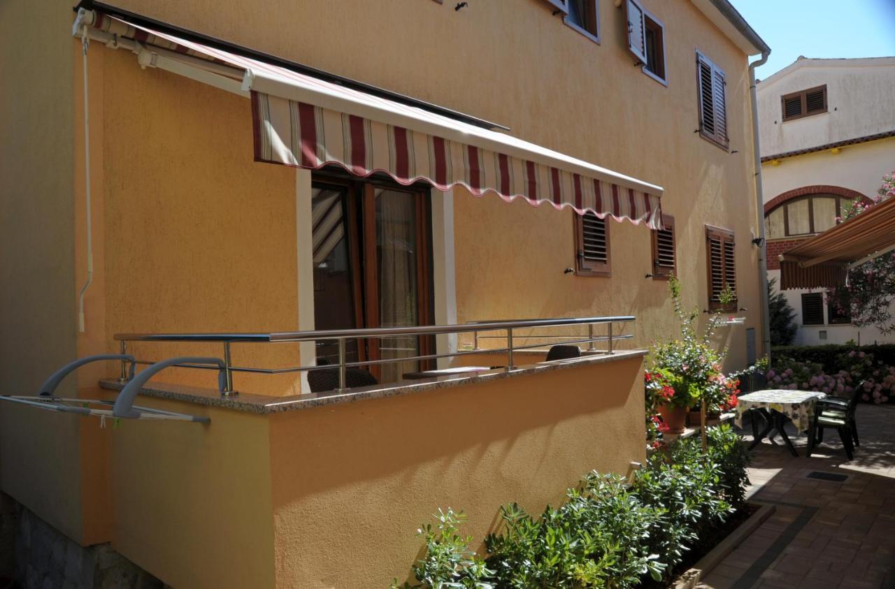 Ferienwohnung Casa Leona Rovinj Exterior foto