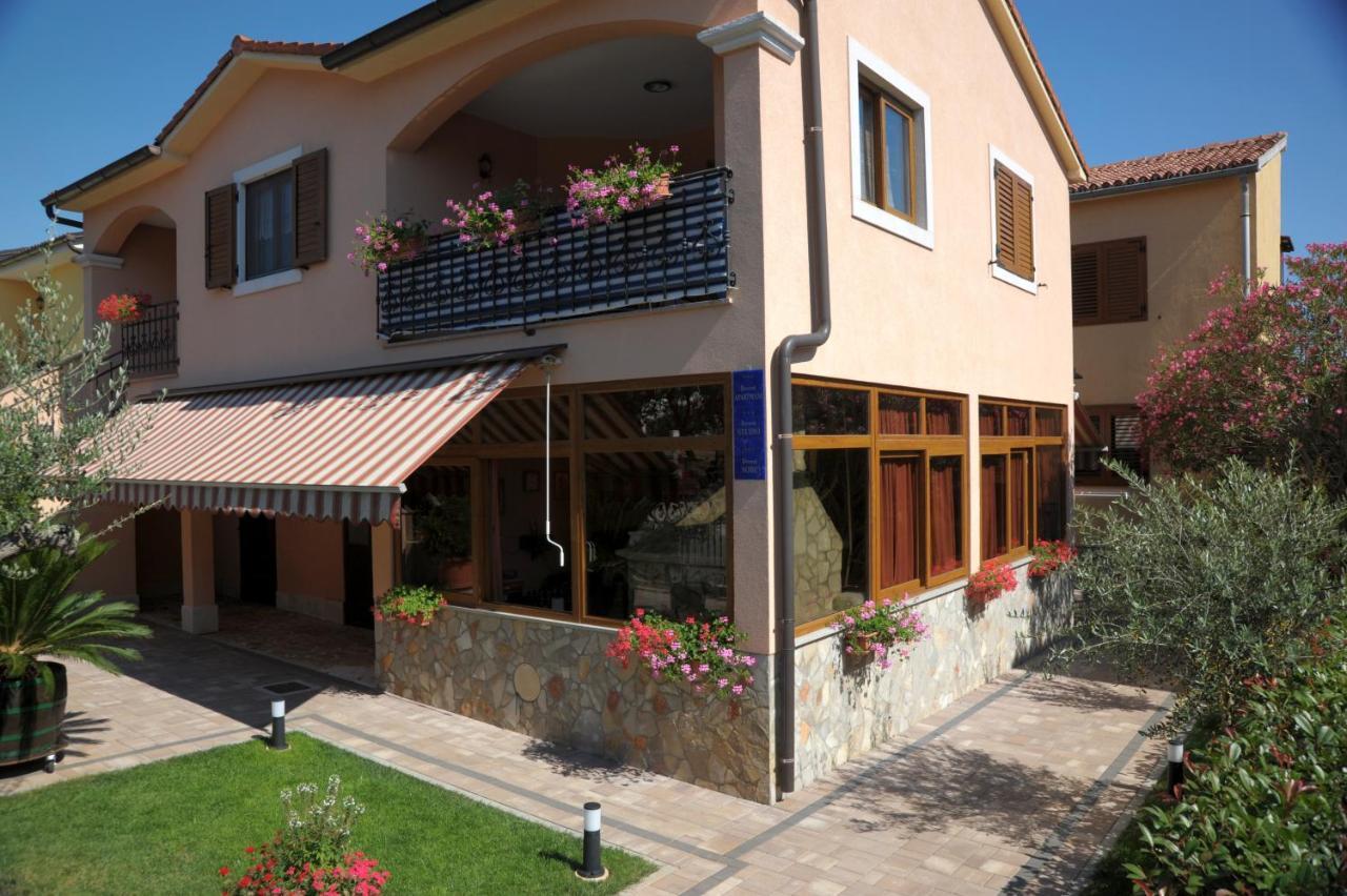 Ferienwohnung Casa Leona Rovinj Exterior foto